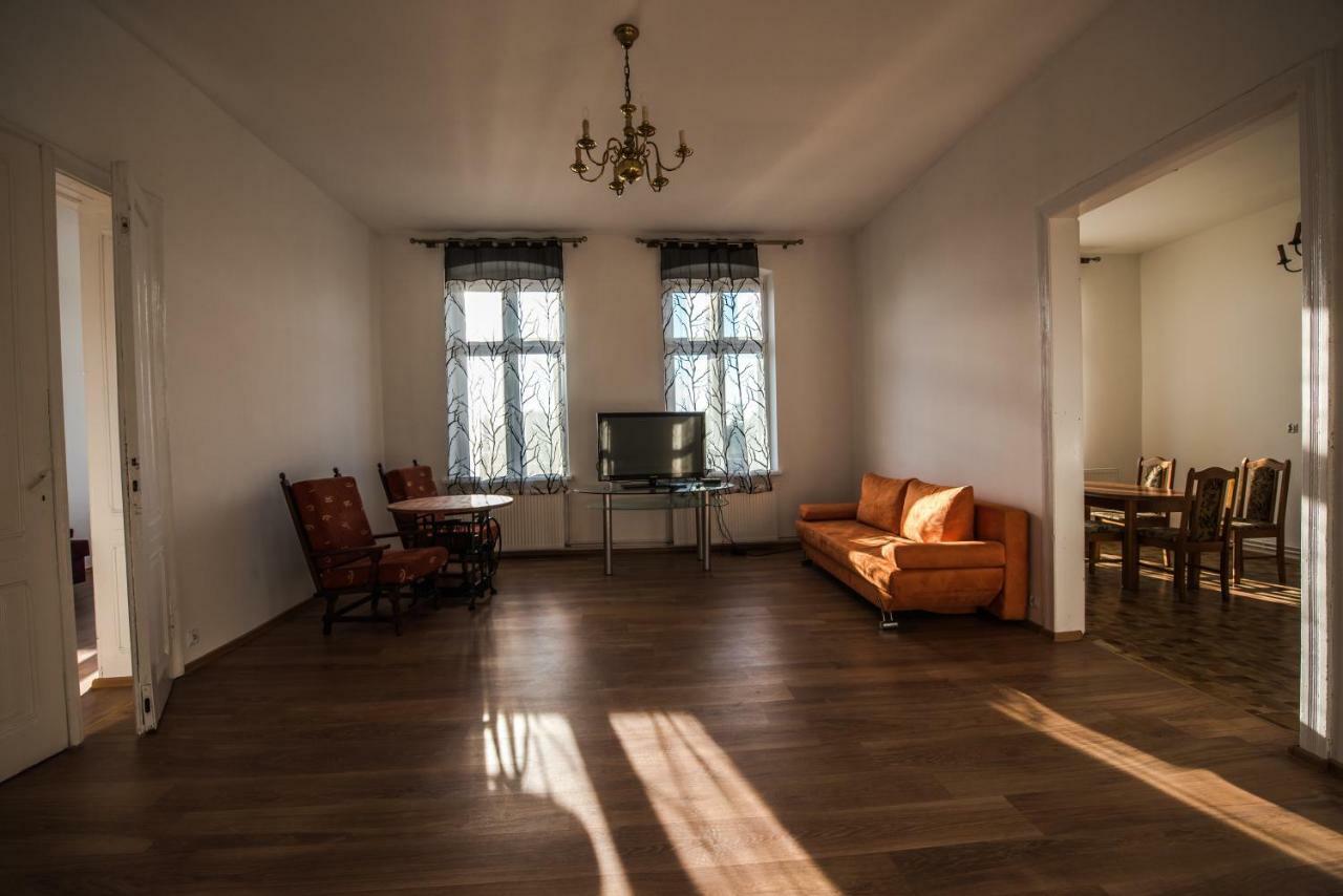 KaliszkiPrzestronny Apartament公寓 外观 照片